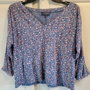 Lucky Brand Blue Floral 3/4 Sleeve With Slits Top Blouse
